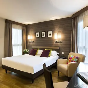 Citadines Republique Hotel apartamentowy Paryż